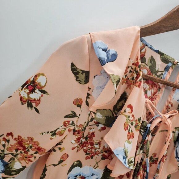 My Michelle Bell Sleeve Ruffle Blouse Size M Floral 3/4 Sleeve Peach Blue Career - Picture 8 of 16